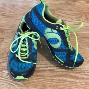 Pearl Izumi Peak II Running Sneakers